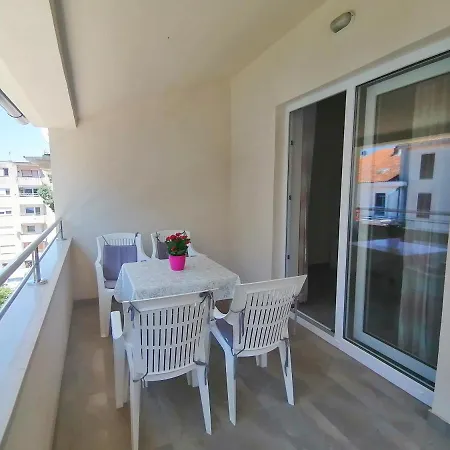 Apartment Dunja Pula