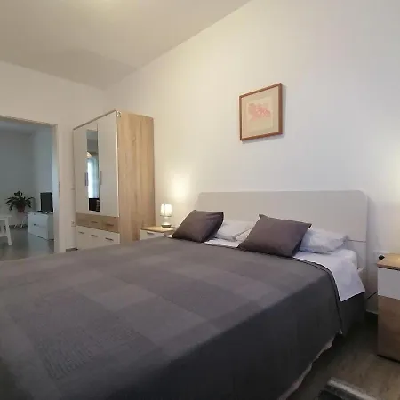 Apartment Dunja